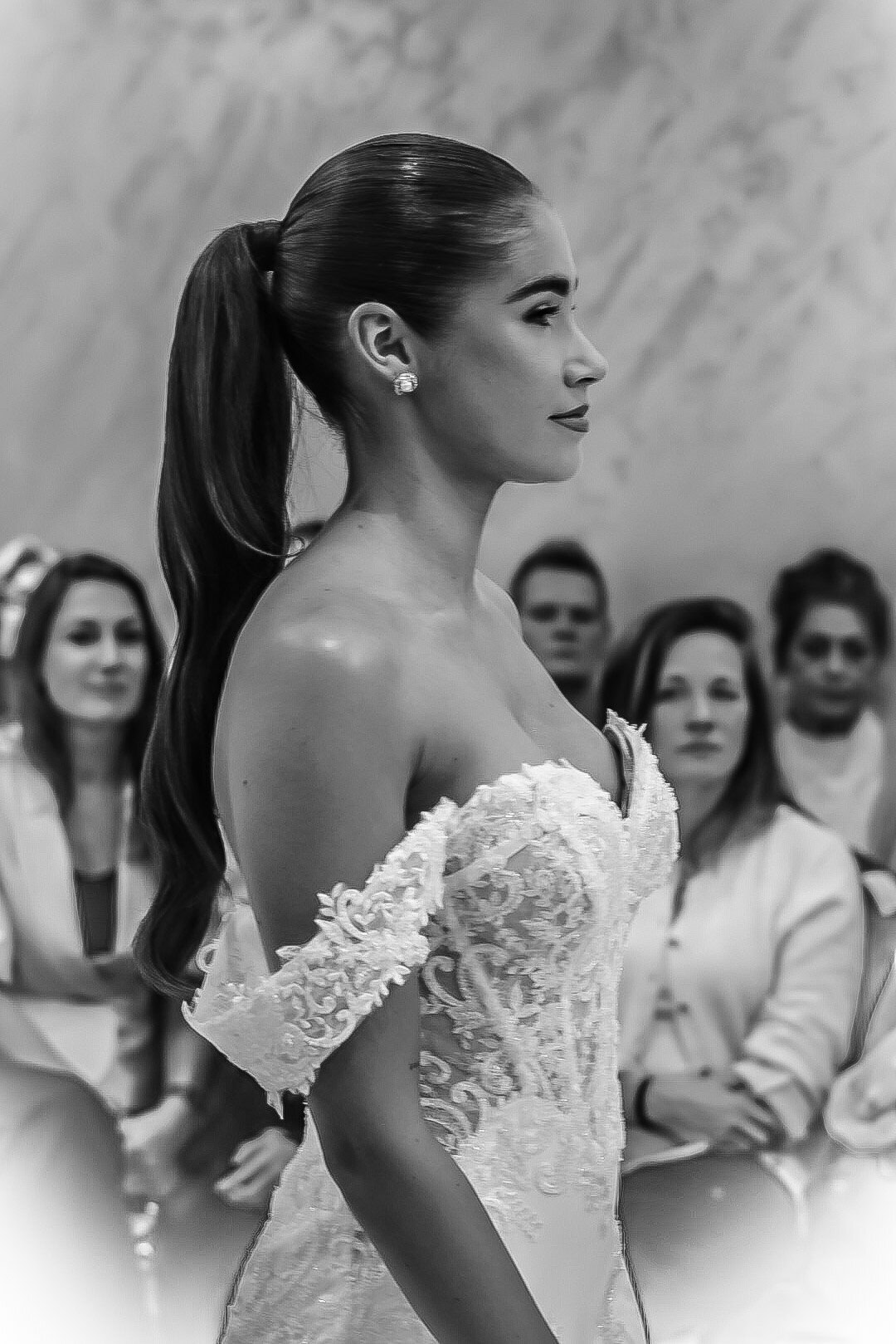 Foto van de afgelopen Alberto Axu bruidsshow